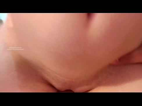❤️ माझ्या बहिणीच्या खोलीत झोपलो होतो आणि मला जाग आली ️❌  mr.xxxtophd.ru वर  ❌